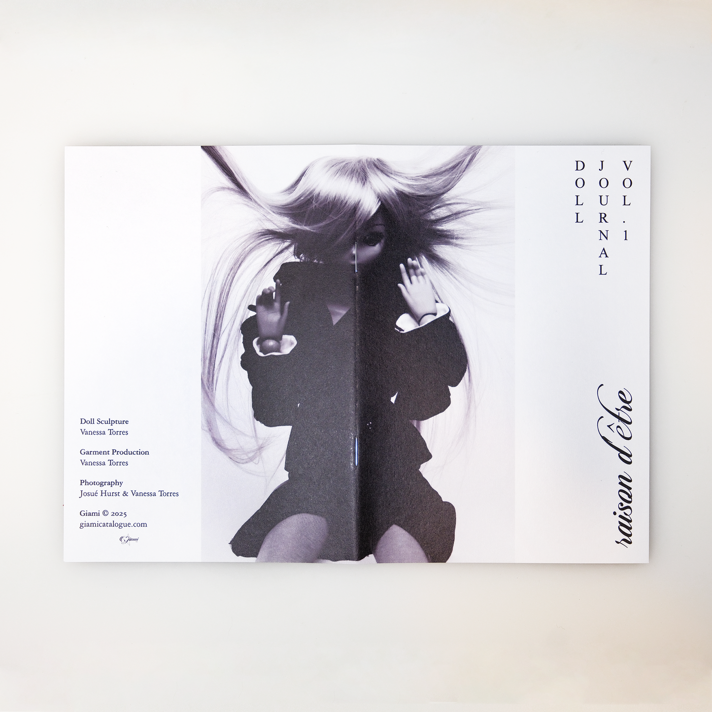 DOLL JOURNAL VOL. 1