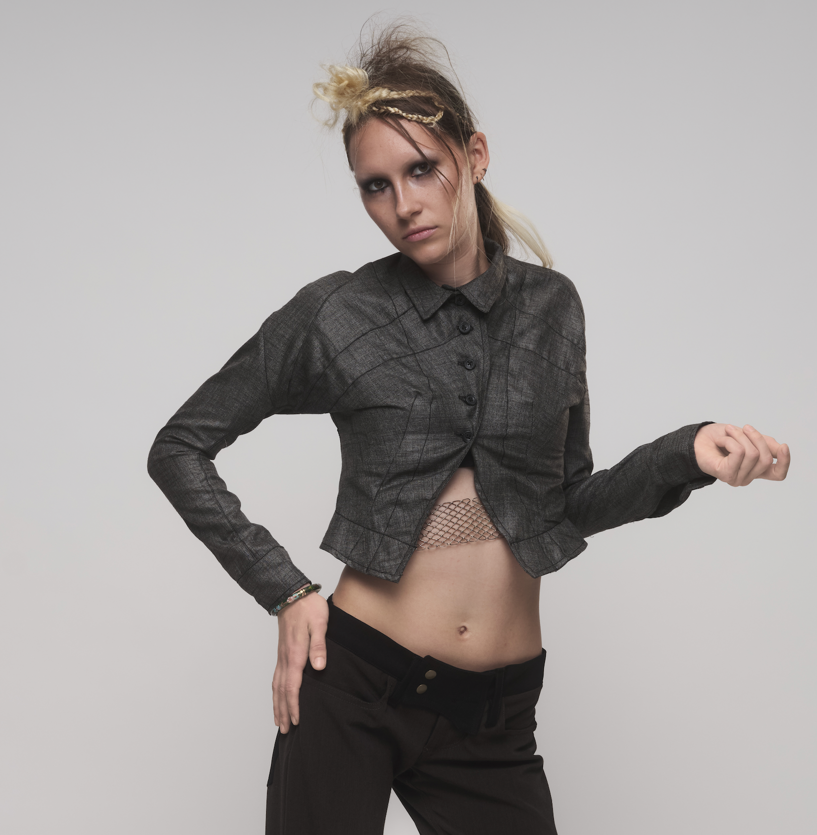 DARTED BUTTON DOWN GREY