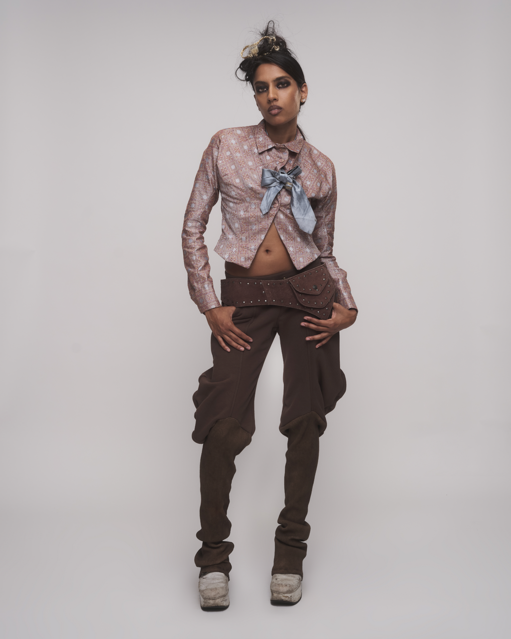DEFORMED RIDING PANTS