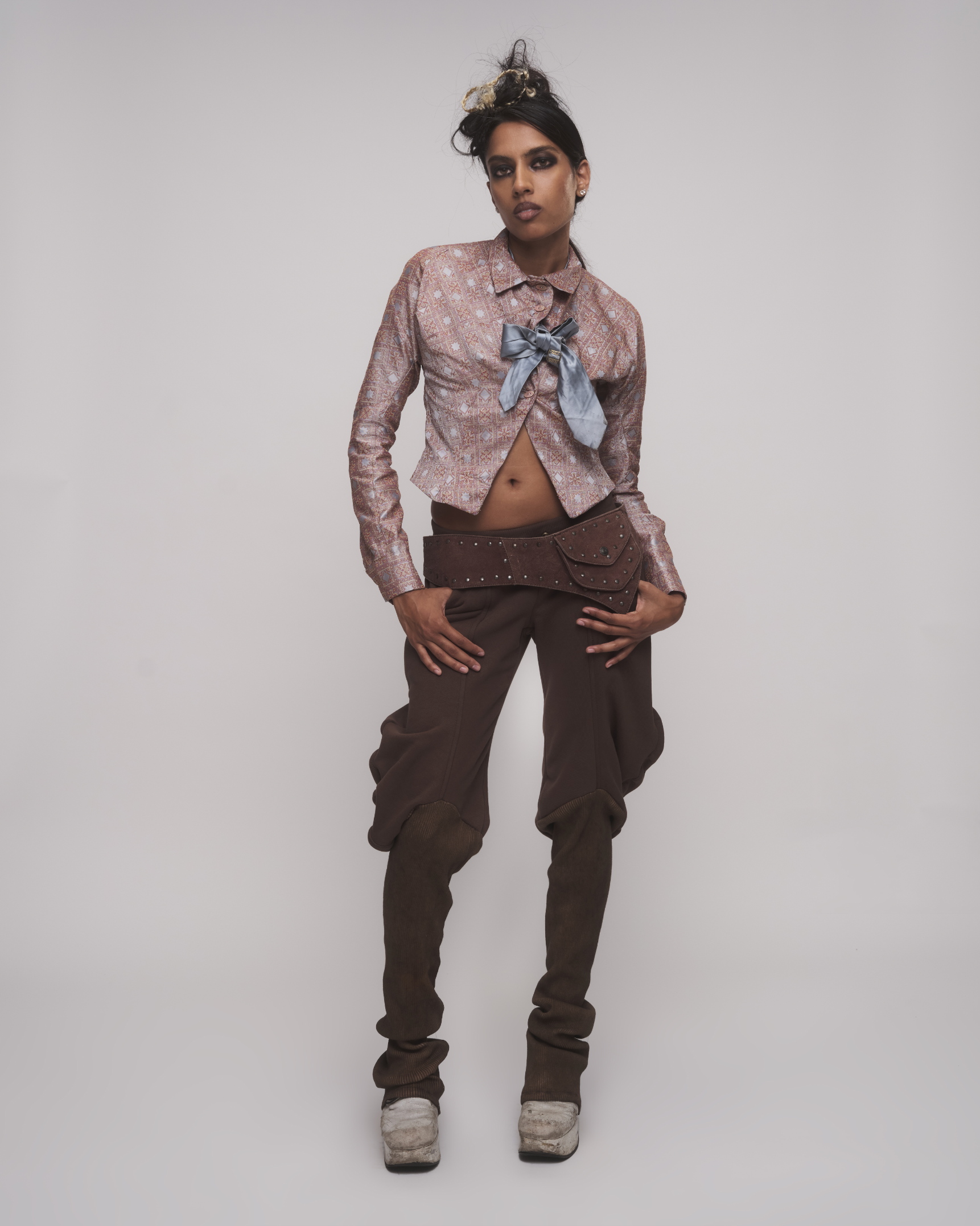 DEFORMED RIDING PANTS
