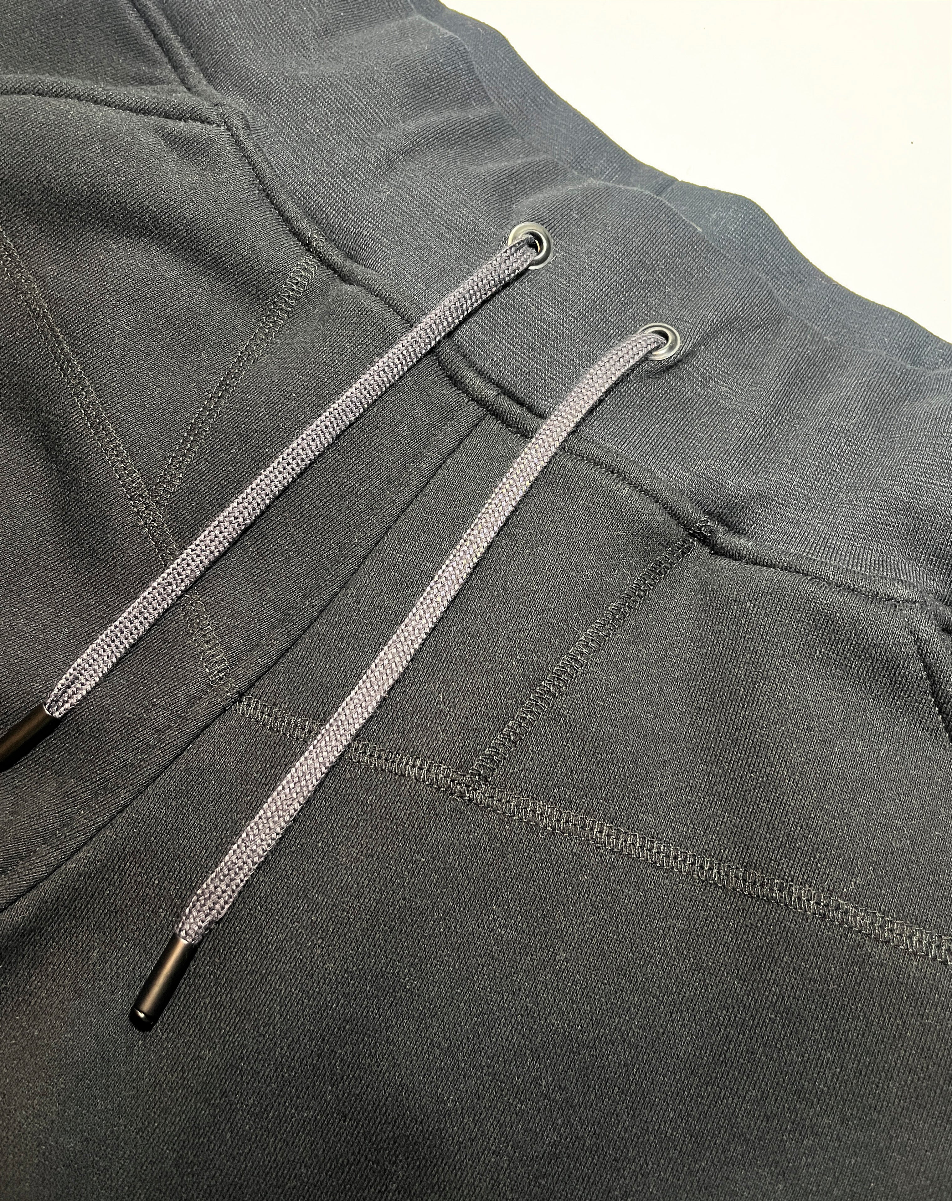 MENS DEFORMED SWEATPANTS