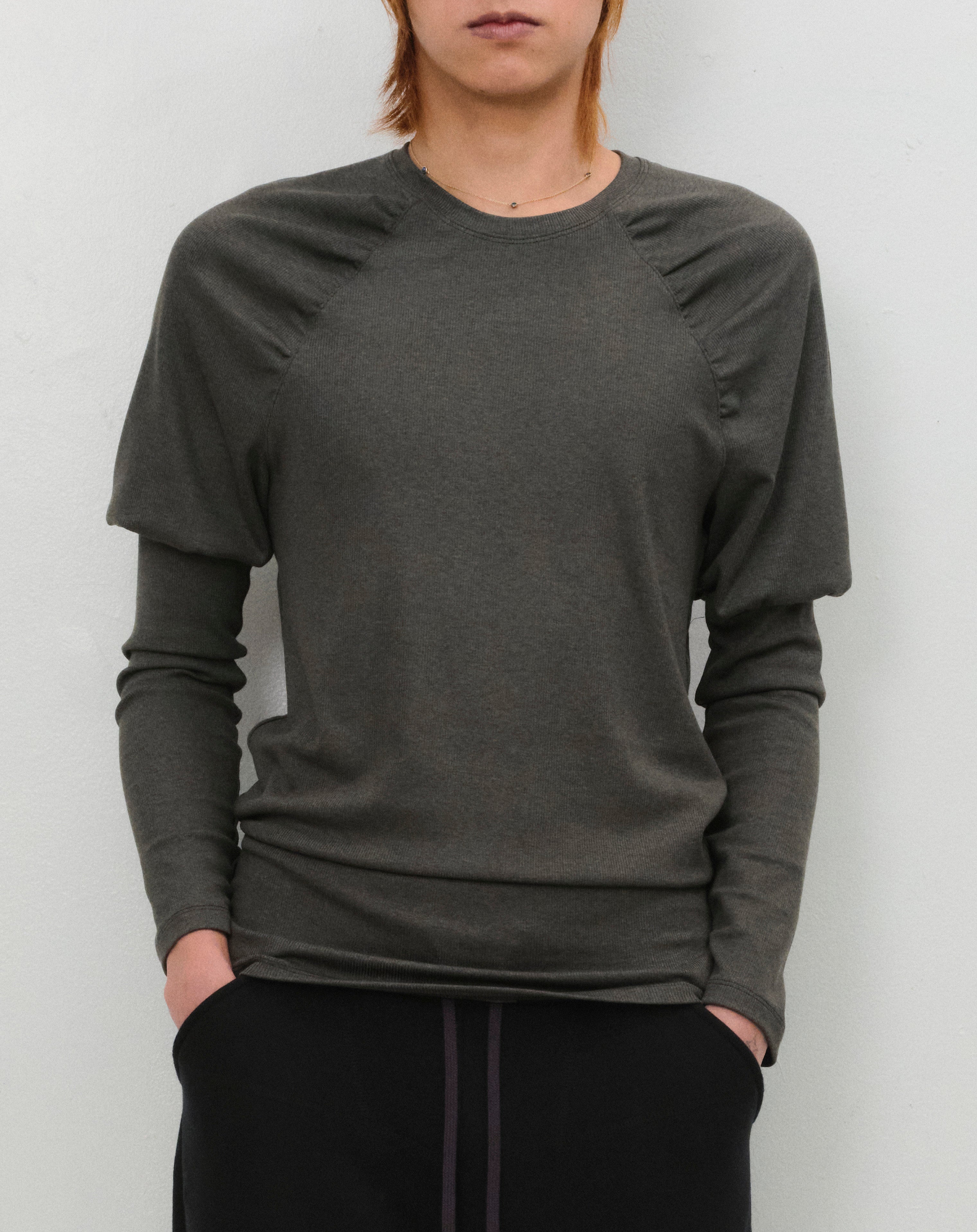 MENS RAGLAN PUFF SLEEVE TOP - OLIVE